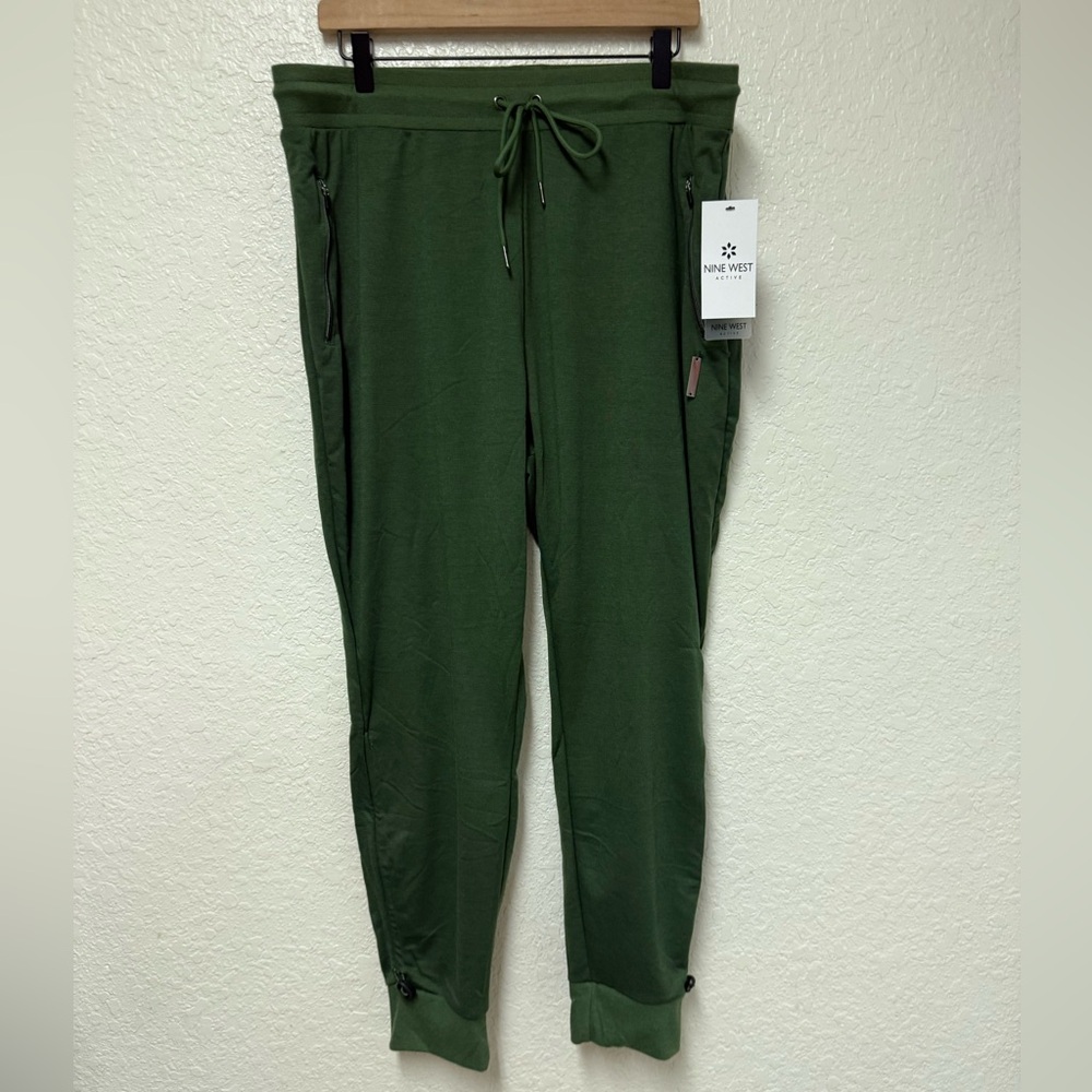 NWT Nine West Active *small flaw* Olive Green Joggers Size 2X